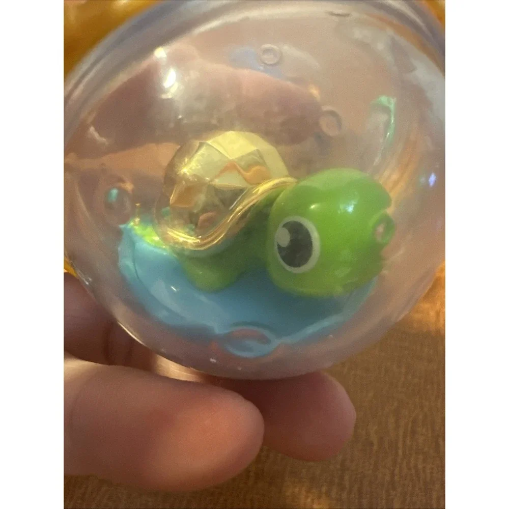 Munchkin Balls Rattles Turtle Penguin Spinner Toys Lot‎ of 4 Baby Bath & Sensory